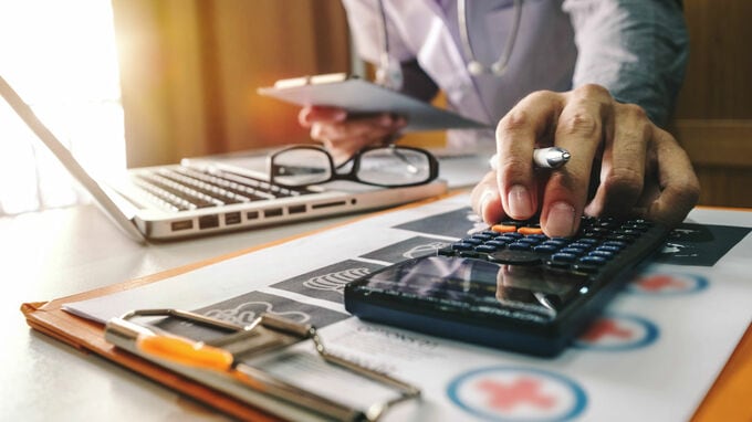 医療法人の資産はリスクだらけ!?「お金の健康状態」の確認を！