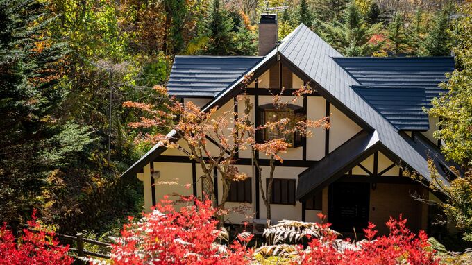 やっぱり東京が一番だった…10年間妄信した「軽井沢移住」の失策。年金22万円のお金持ち老夫婦が「1億円の終の棲家」を捨て、帰京した理由【FPが解説】