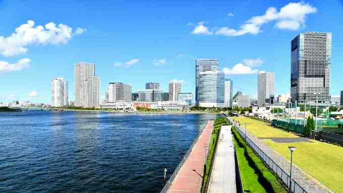 「高層階に住めば幸せだと思いました」世帯年収1,200万円夫婦が語る〈タワマンの現実〉