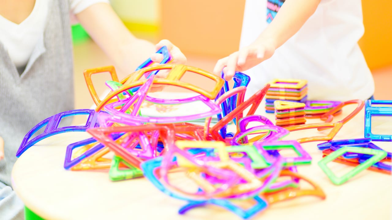 「スポーツ」よりも「遊び」を多くした子のほうが創造性が高い