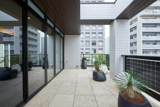 最上階の書斎のバルコニー部分。