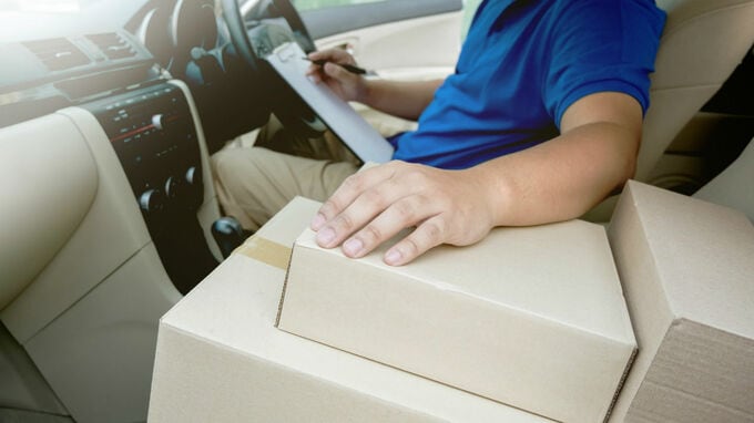 トラックドライバー志望の若者の行く手を阻む「免許」の壁