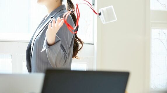  良かれと思って「賃上げ」したのに…中小企業を悩ませる「育成しても辞めてしまう」残酷な現実【2026年最新白書】