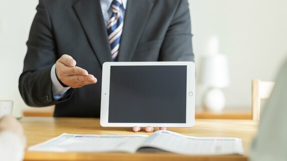 アイピー、逆噴射…意味を知ると切なくなる保険業界の専門用語