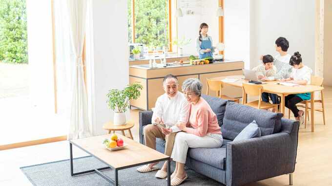「こんなはずじゃなかった…」年金月20万円の68歳夫婦、二世帯住宅で生じた〈家族の亀裂〉