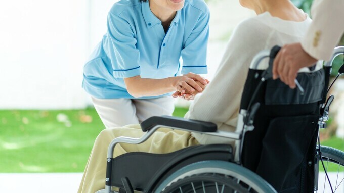 老人ホーム宿命のブランド崩壊…自立高齢者も10年で要介護