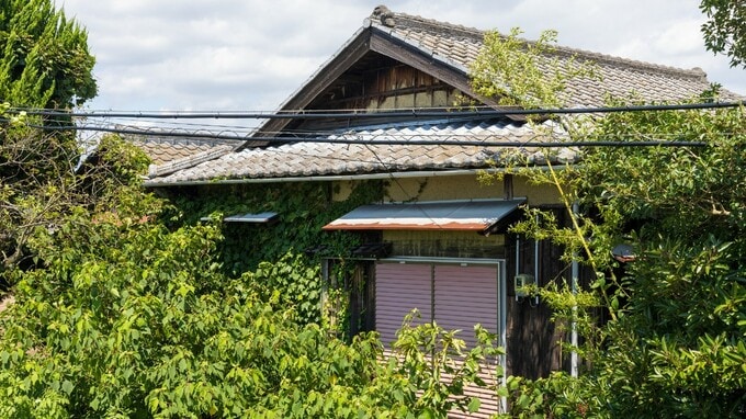 亡き母が持てあました地方の空き家…突然訪れた〈千載一遇の売却のチャンス〉を見送った兄の言い分に、妹のため息が止まらないワケ