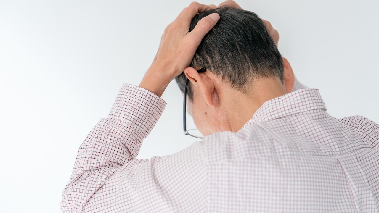「みんな月20万円以上なのかよ…」40代で独立した〈年金月10万円〉67歳元エリート。定年退職した同期との再会で突きつけられた〈残酷な年金格差〉
