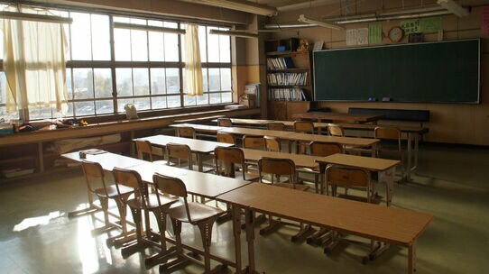 「普通の学校に通わせるんです」発達障がいの子の親、頑なに…