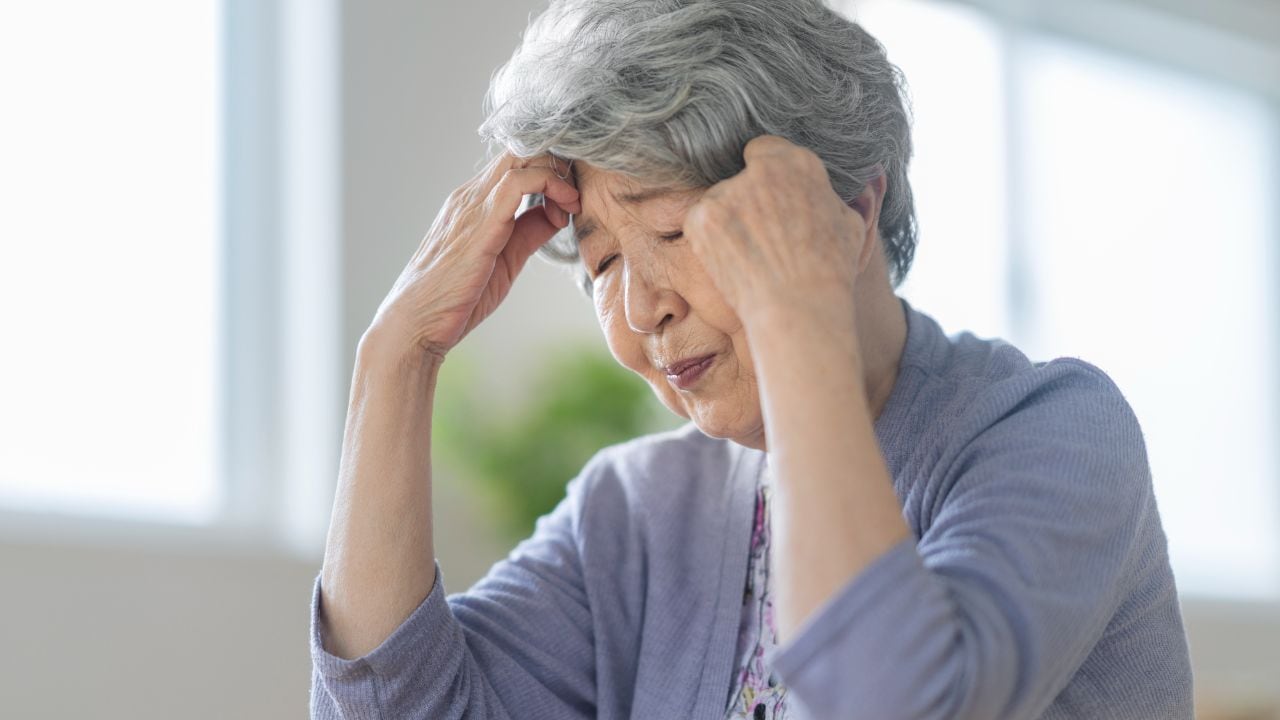 「地獄でしかない…」70歳夫が急死。繰下げ受給で〈年金月25万円〉のはずが、72歳妻に告げられた「驚愕の遺族年金額」と自宅売却の現実