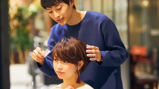 誰もが夢を持って「美容師」を志すが…