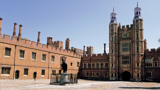 【英国の子弟教育】「全寮制高校」から「世界的一流大学」へ進学するプロセスとは？ 経験者に聞く