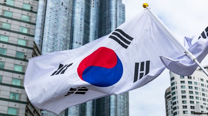 韓国中銀、正常化のかすかな兆し