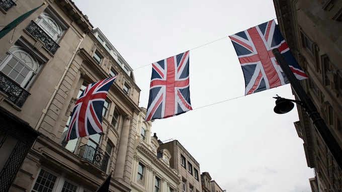 英国雇用関連統計（25年5月）－給与所得者数が大幅減少