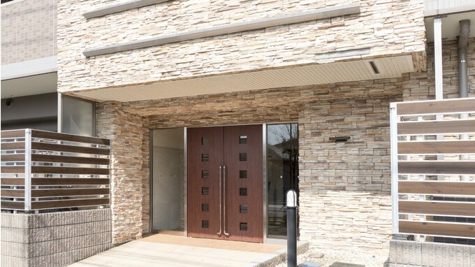 エントランス、エクステリアの工事は内装業者に頼むべき理由