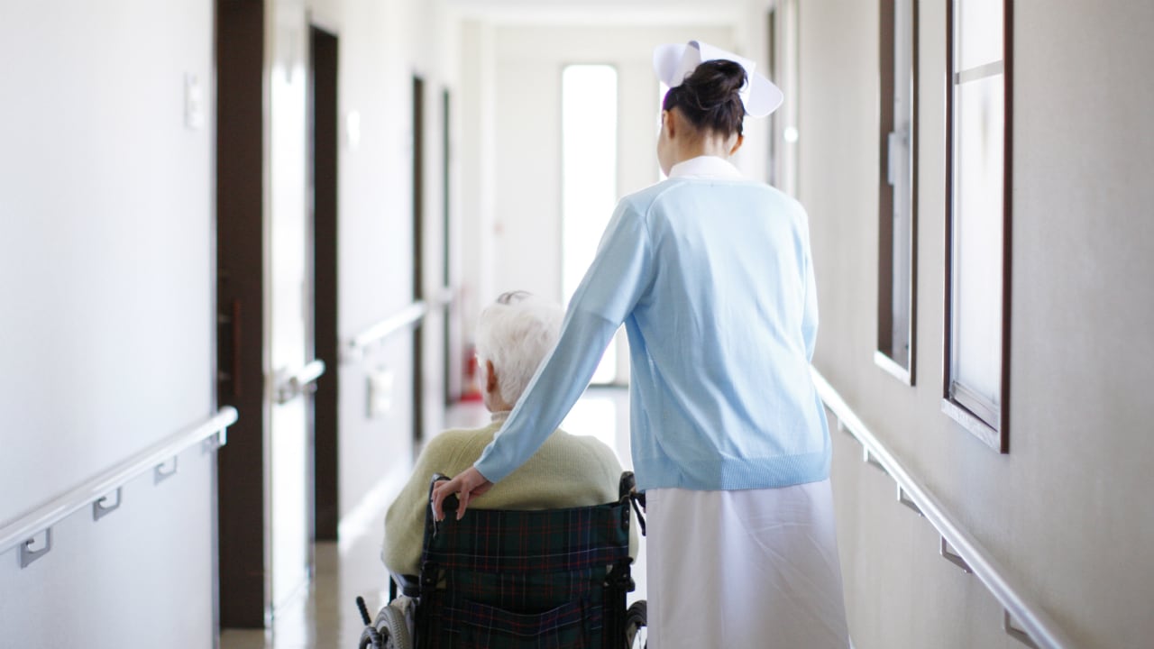 経営者に認知症の兆し――事業承継にあたって生じる問題とは?