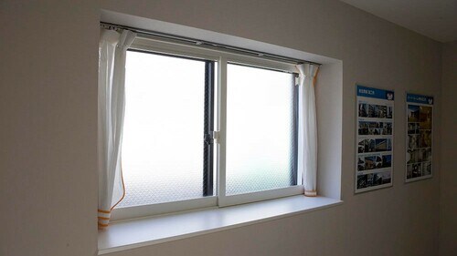 「二重サッシ」の標準装備で、外気を遮断。結露を防止し、遮音性、断熱性にも効果を発揮。