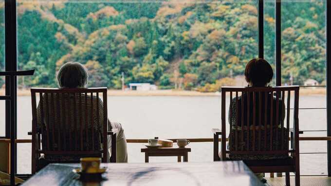 「老後資金、残しすぎたかもしれない…」年金月23万円・貯蓄3,800万円の70代夫婦が気づいた〈静かすぎる毎日〉