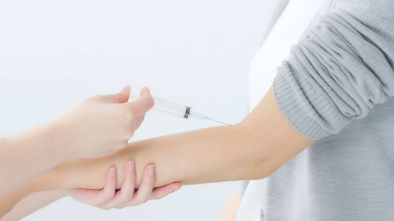 4月からワクチンの積極的勧奨再開…「ヒトパピローマウイルス（HPV）感染症」とは何か？【医師が解説】