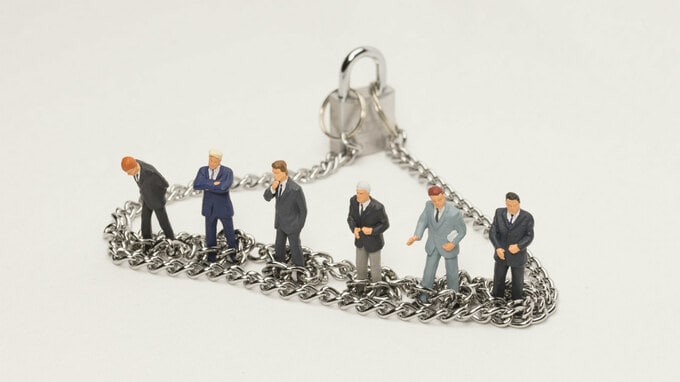 銀行借入れの「個人保証」を外すには？