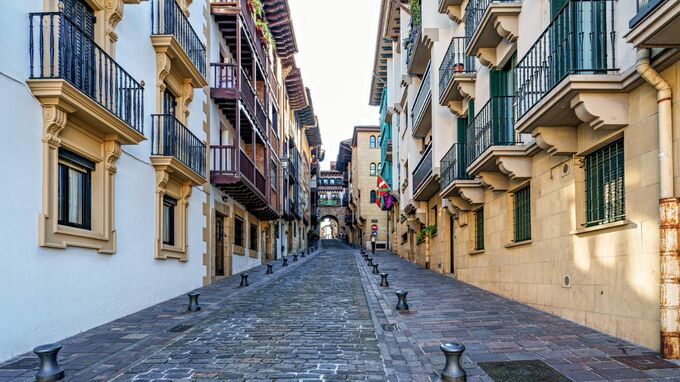 「生まれ変わったら…」亡き妻の言葉に涙。〈年金月18万円〉84歳夫が退職金で得た「1ヵ月間のヨーロッパ旅行」という一生モノの財産