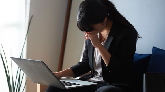 ステイホームで「疲れ目」続出…眼科医が予防・治療法を解説