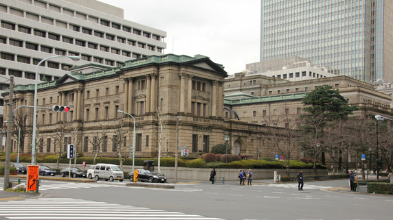 日銀による「異次元の金融緩和」は何が「異次元」なのか？