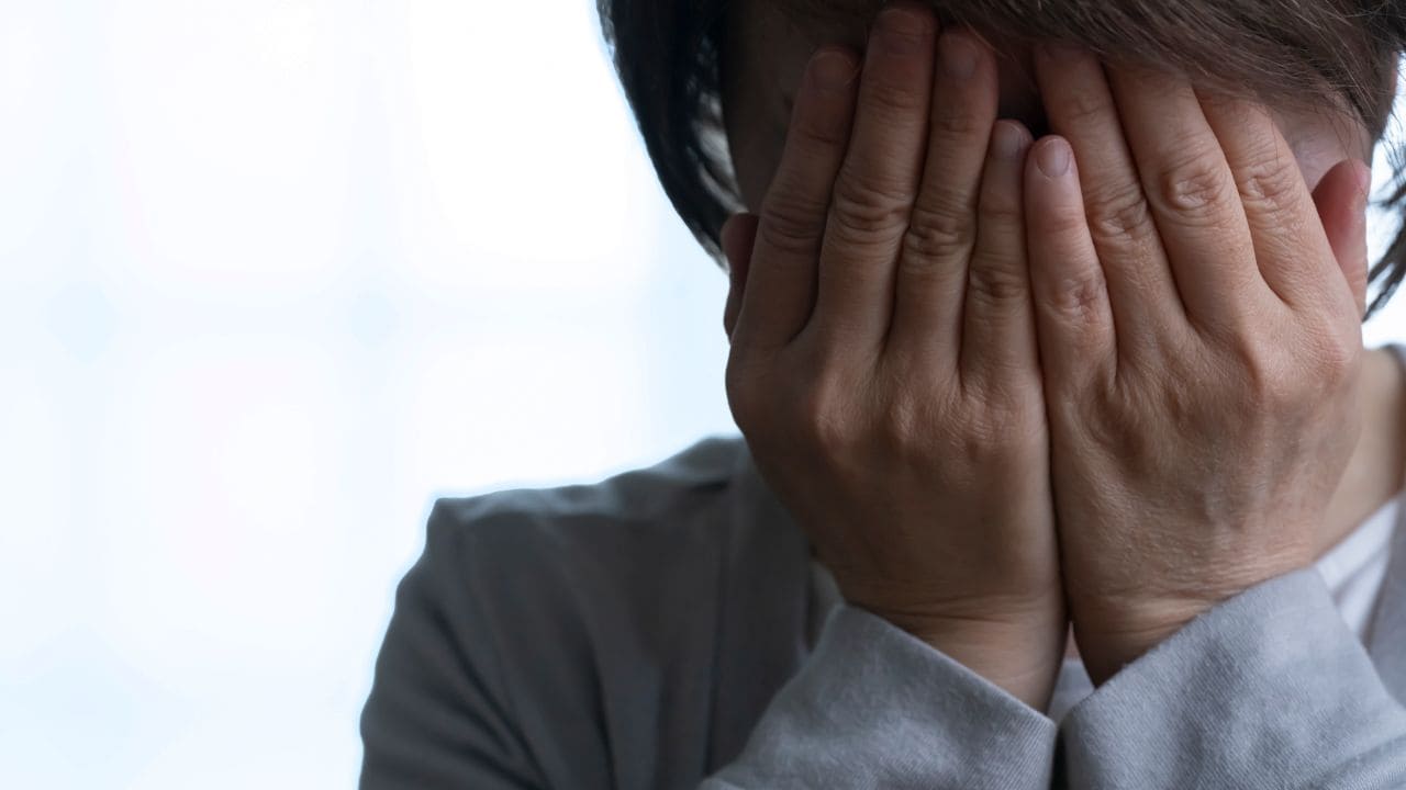 「お願い、別れたくない」年収900万円・52歳夫の小遣い〈3万円〉、財布を握ってきた“恐妻”が結婚25年目に心を入れ替えたワケ
