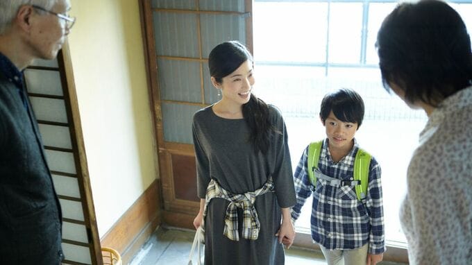 あの子が怖い…可愛いはずの孫に“疑心暗鬼”。家族団らんの年末年始から1ヵ月後、69歳年金暮らしに届いた「618,450円」高額クレカ請求の内訳