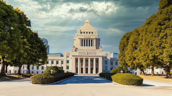 「岸田政権」による逆風…2022年の日本株は冴えない相場に