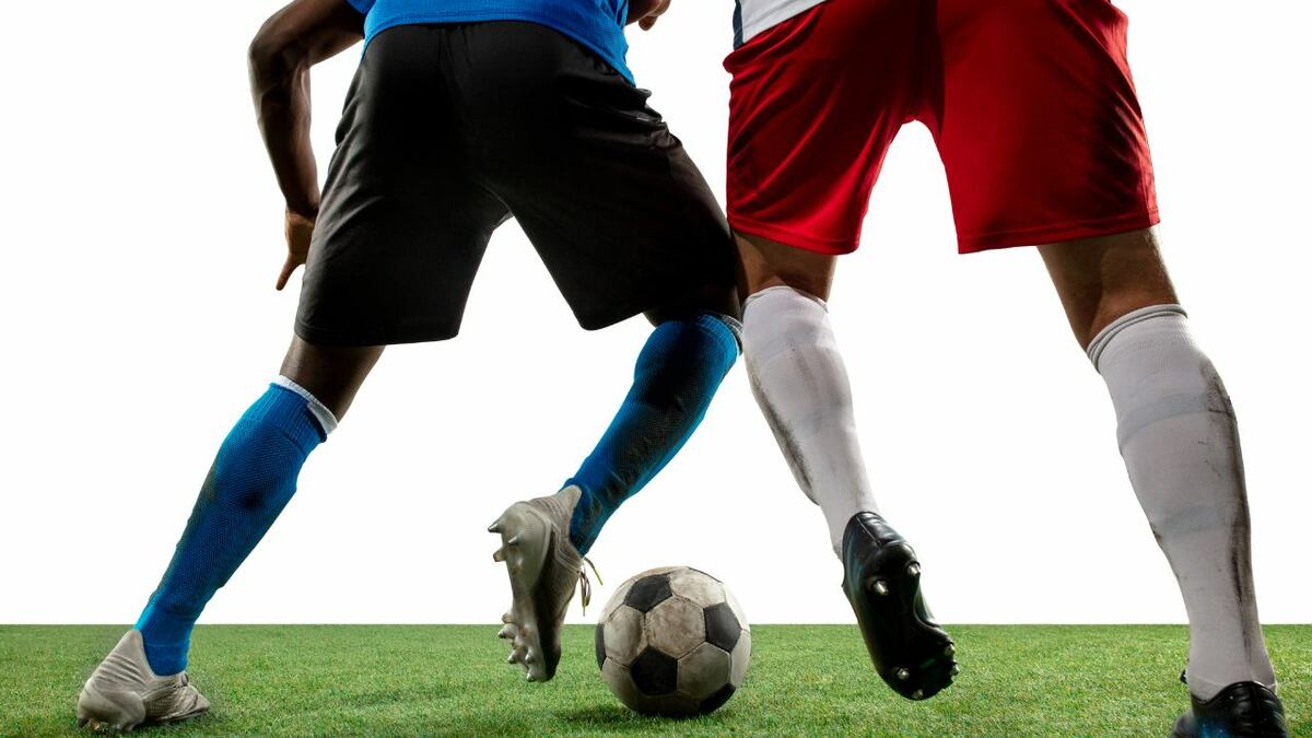 日本サッカー】「パスを出した先で潰されるのがオチ」…名将・ペップの