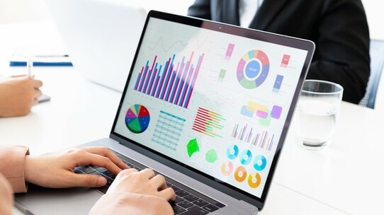 STP分析とは?新規事業を成功に導く最強の分析テクニック