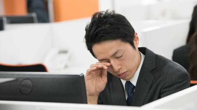 「眠くて午後、仕事にならない…」ウトウトする人を尻目に、仕事のできる人がランチで“選ばないメニュー”の正体。夕方に〈集中力のピーク〉を創り出す、元・米メガバンク管理職の休憩の仕方