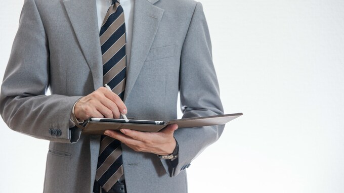 ファミリービジネスの後継者と先代経営幹部の関係をどうする？