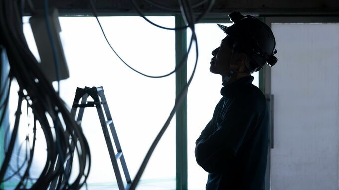 【民泊経営】「先払い」が招く遅延・施工不良の地獄…トラブル事例から学ぶ「悪質な工事業者の対処法」