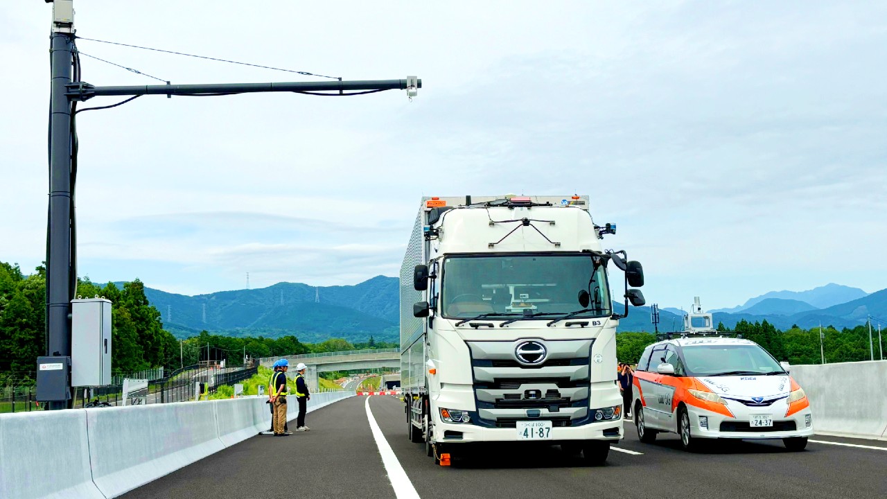 高速道路での自動運転、実現に向けた最終調整へ…最新事情を追う