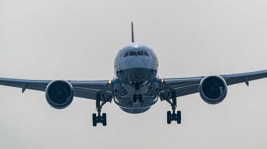 航空機価格、ビンテージ機材の価値に底打ち感も、若い機材は下落継続の可能性
