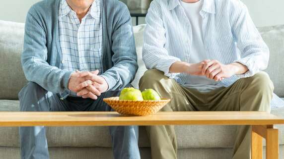 「家にいちゃダメですか？」月収33万円・貯金1,000万円の独身息子。64歳の父に突きつけられた“退去通告”の理由