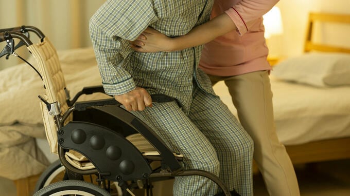 「認知症の親を介護の兄」vs「何もしない弟」相続で何円の差？