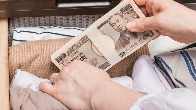 「聖徳太子の1万円札」も眠っている？数十兆円ともいわれる「タンス預金」の行方