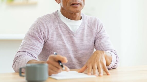 「親父が貯金ゼロなわけない！」年収650万円・50歳長男、〈相続の話し合い〉で実家の全財産を知り愕然…家を守り続けた“58歳独身妹”の告白に絶句