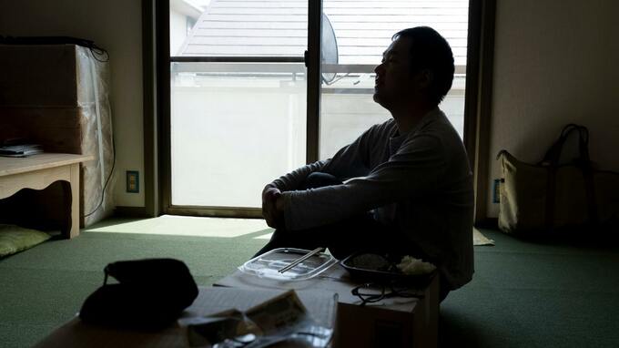 「私が先に倒れたら終わりです」〈年金月20万円〉65歳女性、“引きこもりの弟”を巡る切実な悩み