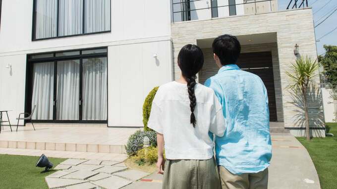 30代夫婦、念願の「広い庭付き一軒家」生活を始めるが…「無理して住むんじゃなかった」夢と現実のギャップに直面