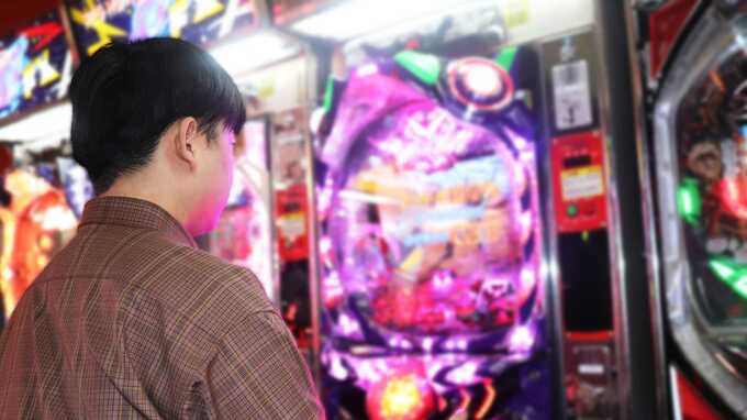 「俺は取り残されるんちゃうか」浪人生がパチンコ通いした結果