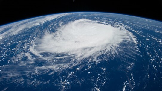日本の地震も対象…災害リスクを証券化した「CAT債」とは?