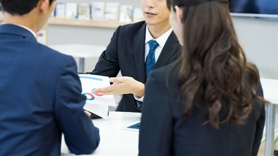 副業で1案件月200万円…「コンサルタント業」が儲かるワケ