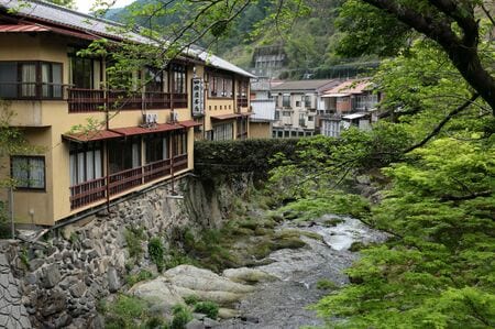 （熊本・湯の鶴温泉／PIXTA）