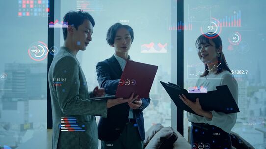 TVやタクシーで頻繁に経理ツールのCMを目にする理由。「電子取引情報」の保存が義務に【必要な準備を有識者が解説】