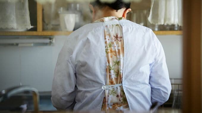 放課後から明け方まで「ラーメン屋台でバイト」→「学校」の無限ループ…＜貧困高校生＞が起業して成功するまで、何度も反芻した「祖母の一言」