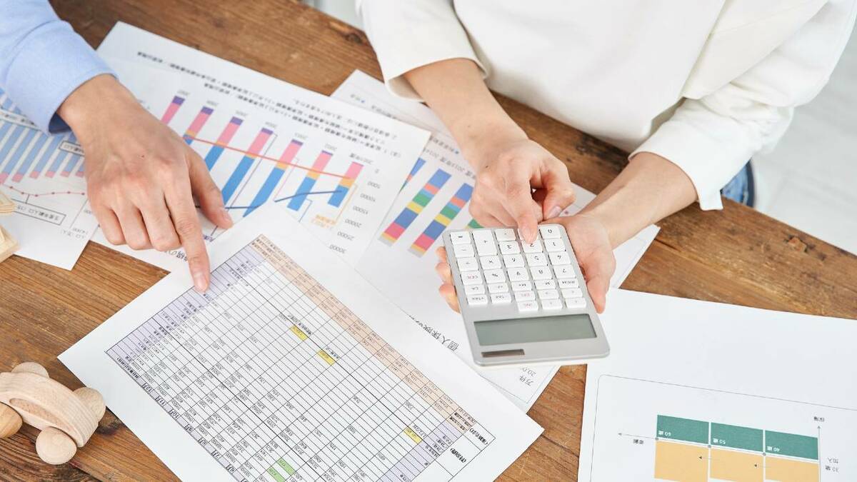 生命保険から損害保険まで…人生のリスクヘッジ〈保険の種類と役割〉をシンプルにまとめてみた【FPが解説】 | THE GOLD 60